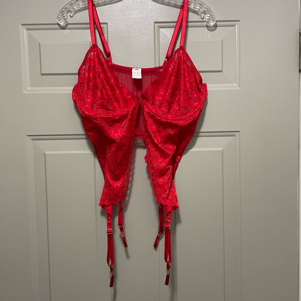 Vintage 1 piece Chic Red Lace Bustier with Straps